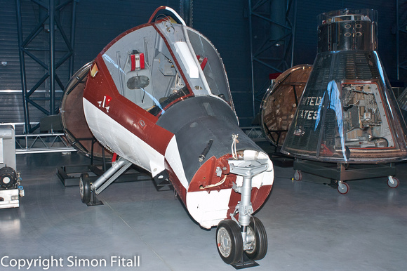 Gemini paraglider capsule TTV-1 and Gemini VII capsule