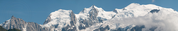 Aiguille du Midi to Mont Blanc in profile