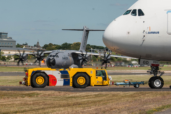 Airbus A400M and Airbus A380